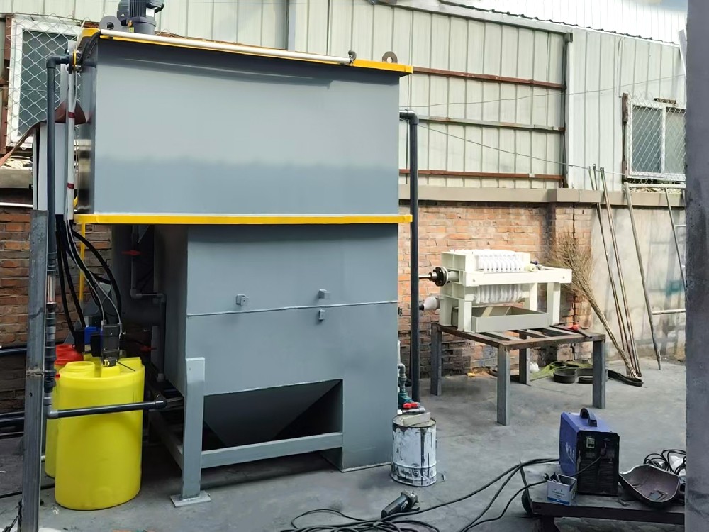 地埋一體化污水處理設(shè)備,生活污水處理設(shè)備,農(nóng)村污水處理設(shè)備